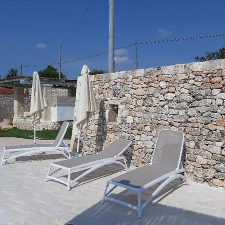 Trulli Life Villa *